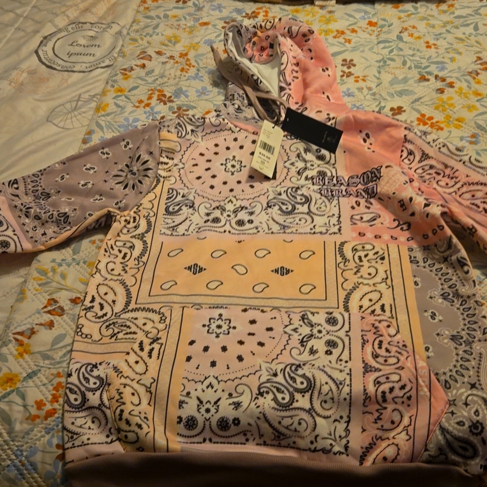 Reason hoodie size small